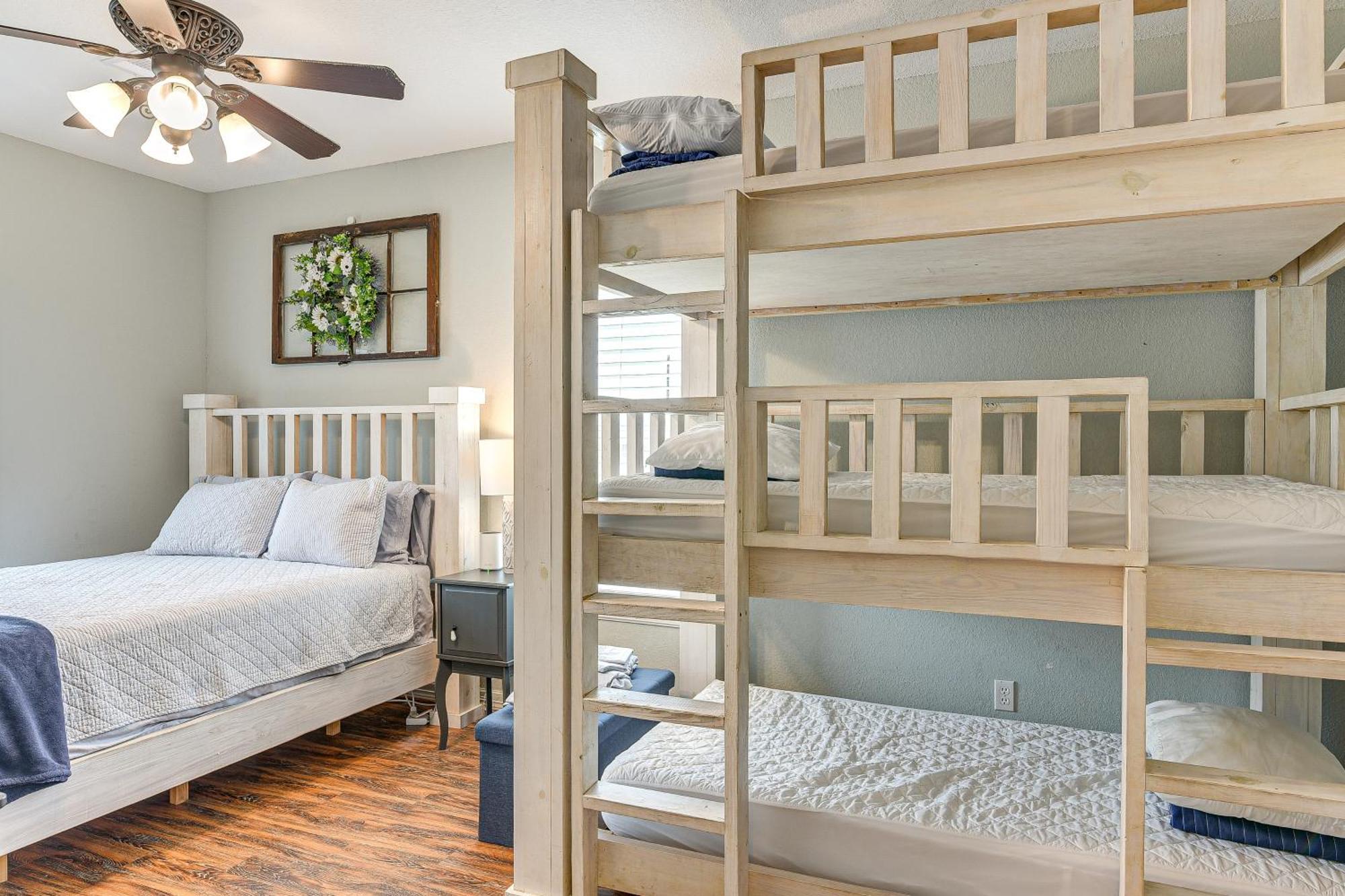 Large Group Gulf Retreat, Steps To Surfside Beach! Luaran gambar