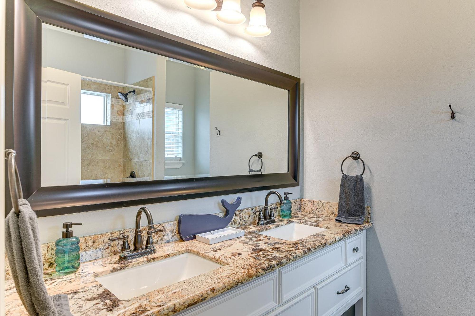 Large Group Gulf Retreat, Steps To Surfside Beach! Luaran gambar